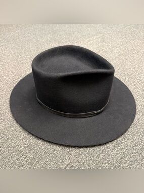Teressa Foglia Custom Black Felt Hat